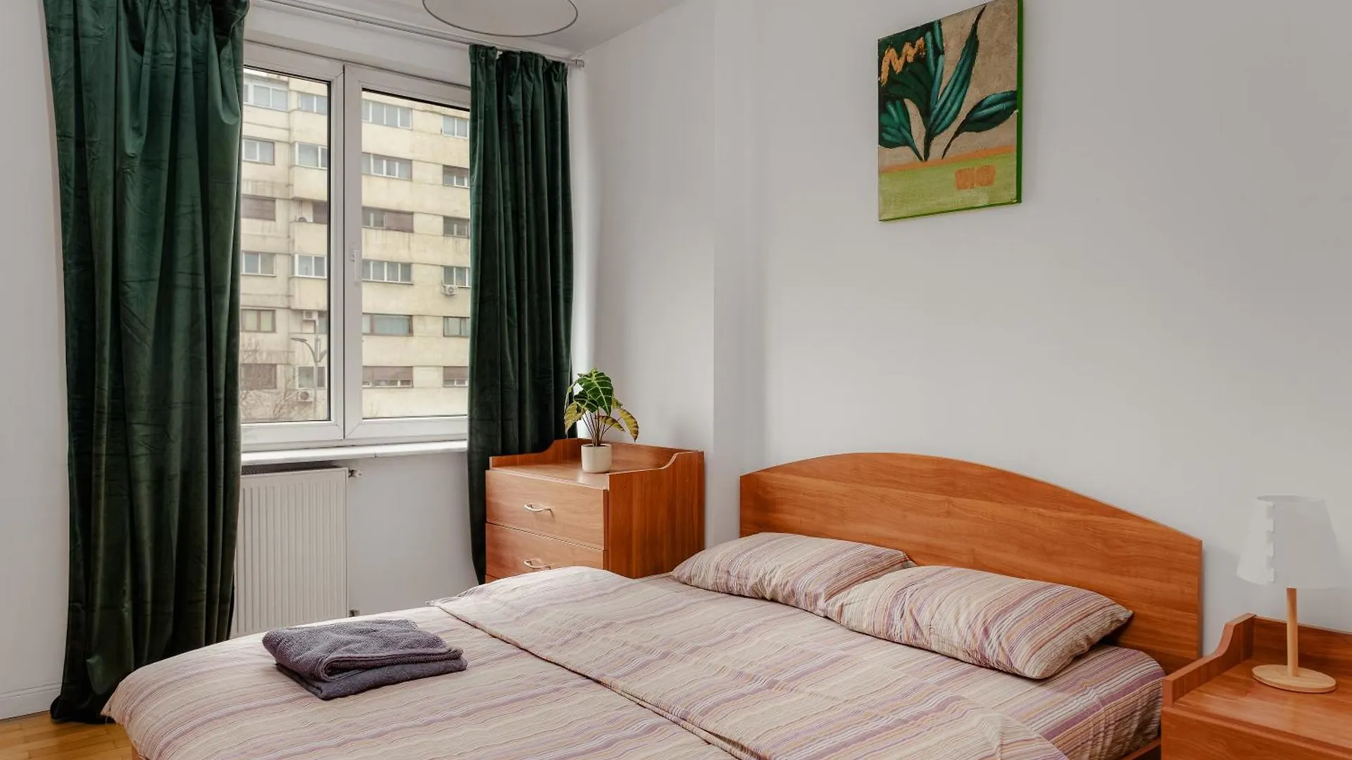 Old Town Chic 1 Bedroom W Self Check In Boekarest Roemenië