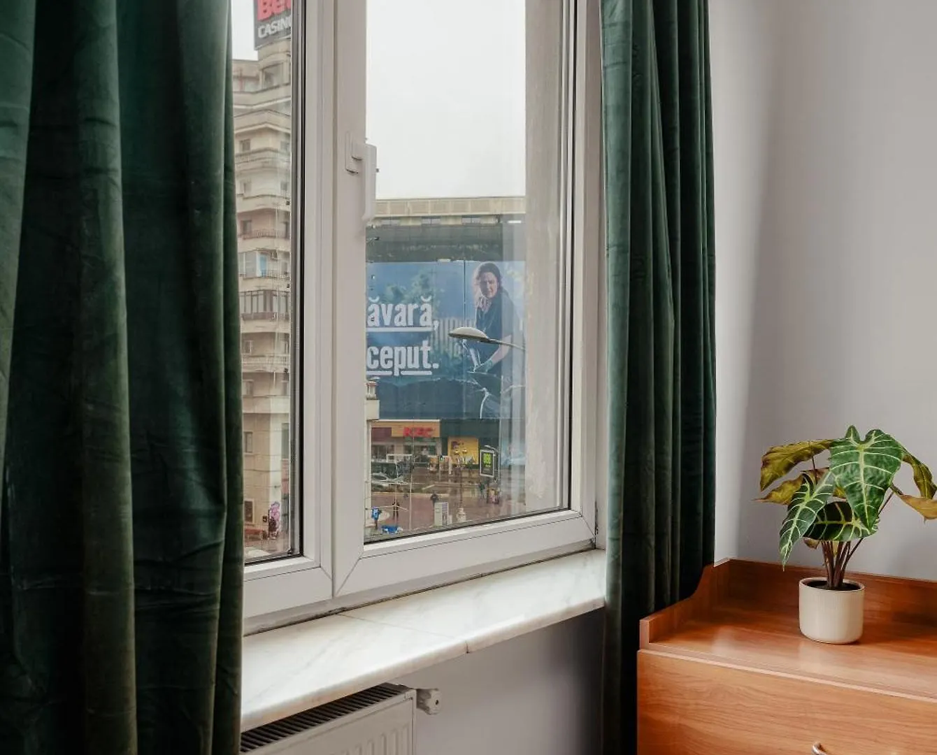 Apartment Old Town Chic 1 Bedroom W Self Check In Bucharest