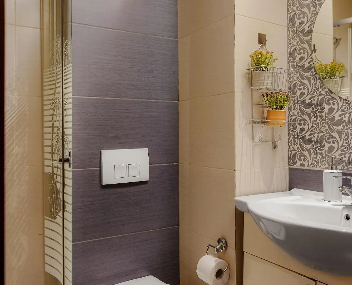 Old Town Chic 1 Bedroom W Self Check In Bucharest Romania